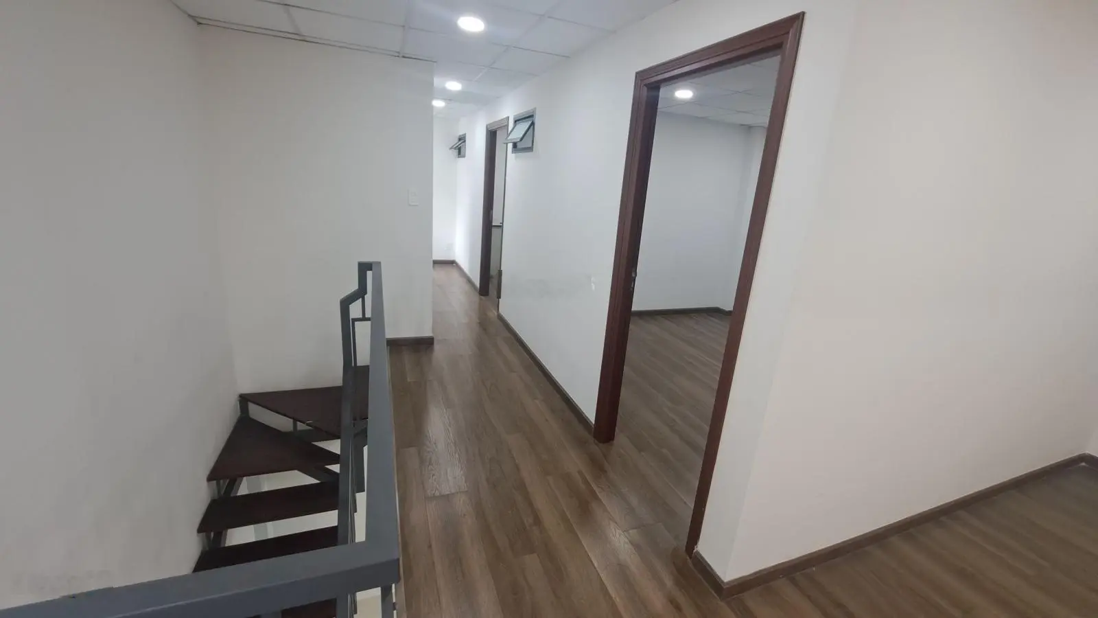 Cực hiếm! Nhà mặt tiền Trịnh Hoài Đức Hiệp Phú, Q9 giá chỉ hơn 4 tỷ