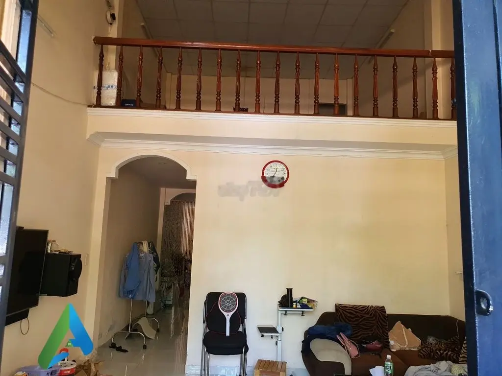 Bán nhà cấp 4 gác lững: đường bình hòa 12,