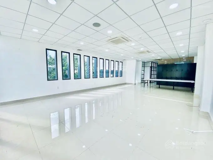 Hàng hiếm! Bán tòa nhà mặt tiền Trần Hưng Đạo, P.7, Q. 5 - Hầm 7 tầng - 10x22 - HĐT 300tr chỉ 79 tỷ