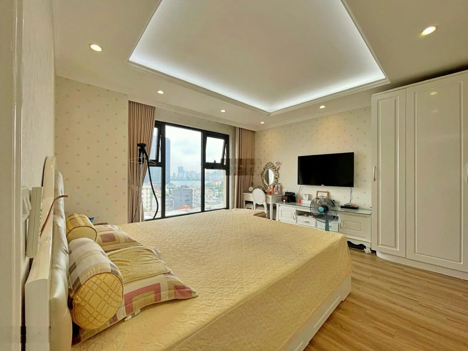 Bán gấp căn hộ đẹp tại d’. le roi soleil, 10,8 tỷ vnd, 88m2, 2 pn, sổ đỏ