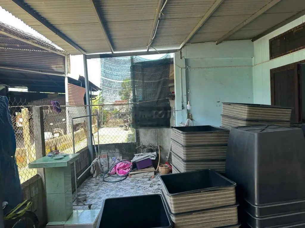 Bán nhà sổ riêng thổ cư gần trục 16 ,giá rẻ hơn 200m2 giá chỉ 1 tỷ 850