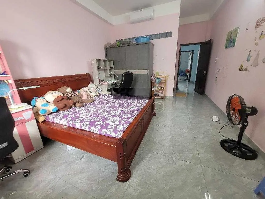 Nhà đẹp - Giá tốt, 4 Tầng - DT cực rộng 84M2 - HXH Khu Vip Bàu Cát.