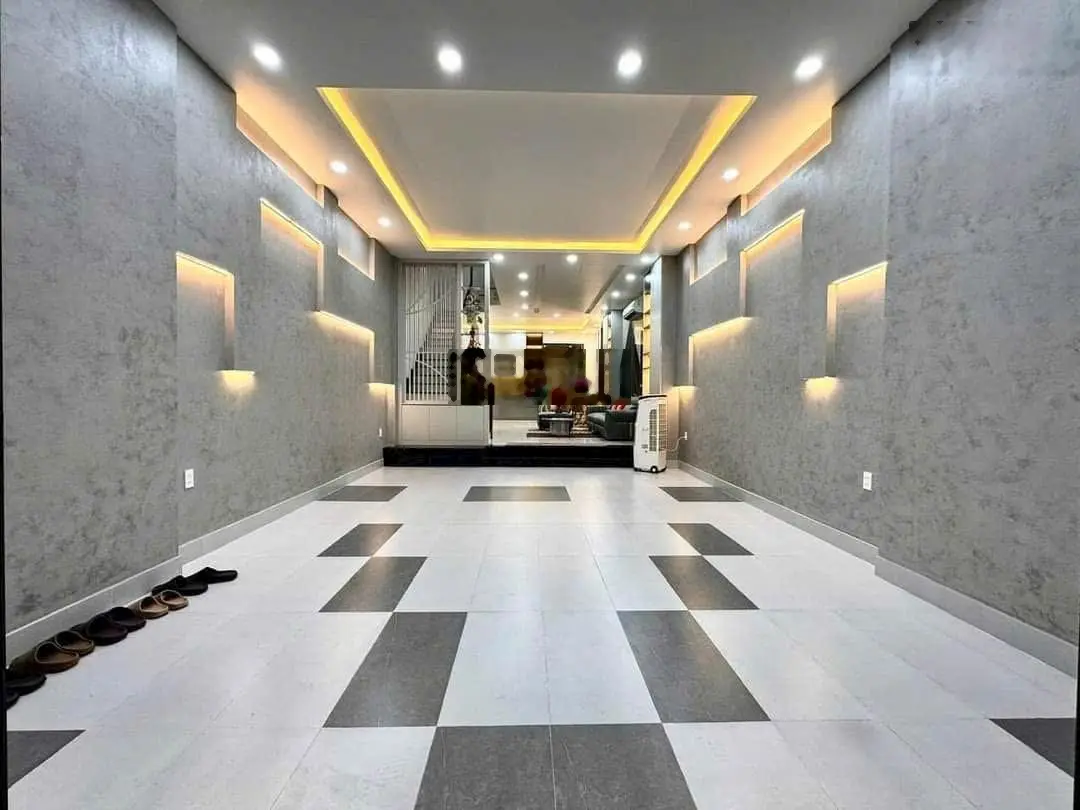 Nhà 2 tầng, 70m2, Huỳnh Tấn Phát, Quận 7, 5 tỷ nhỉnh