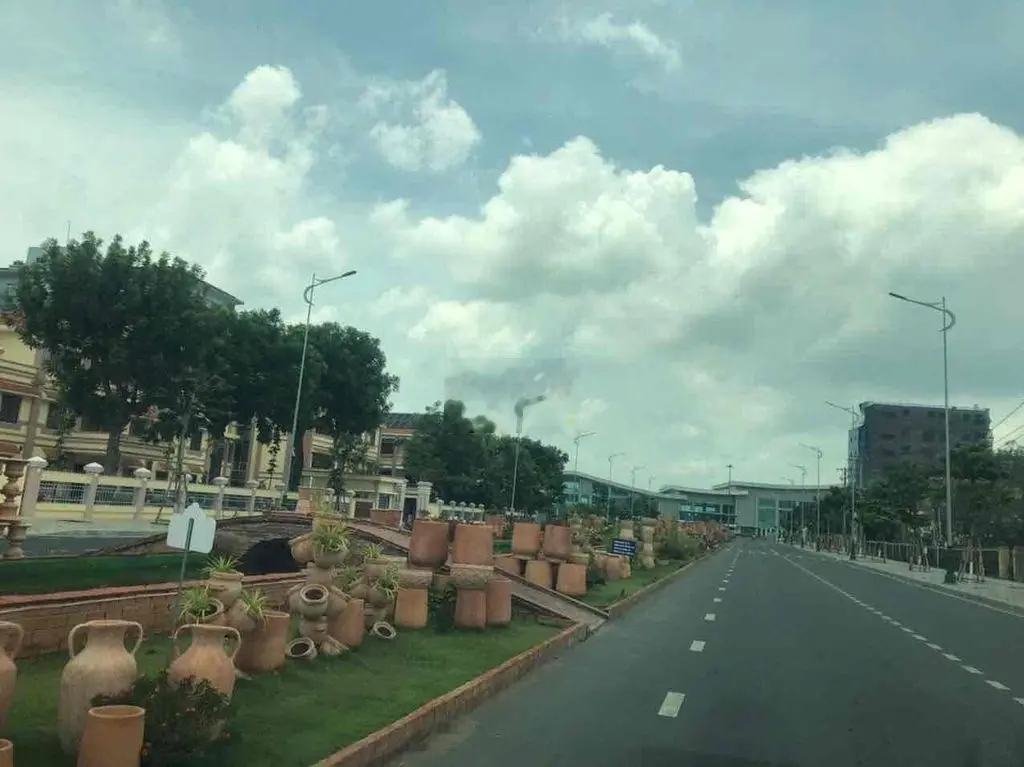 bán nhà mặt tiền phạm hùng p9 gần ngã ba phan văn đáng