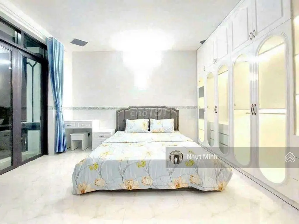 Nhà đẹp Vĩnh Hội Quận 4 -hẻm ô tô-2 tầng-4 phòng ngủ-diện tích 60m2/GIÁ 2.870 TỶ,thuê cao 17 tr/th
