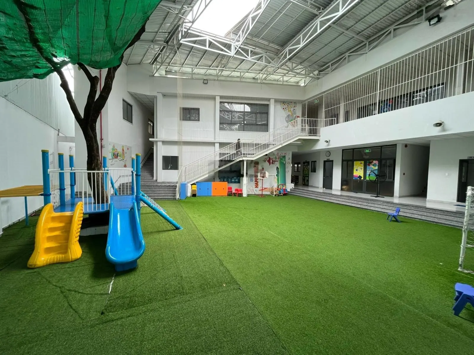 Bán nhà 772m2 đất - mặt tiền đường Đất Thánh, Tân Bình