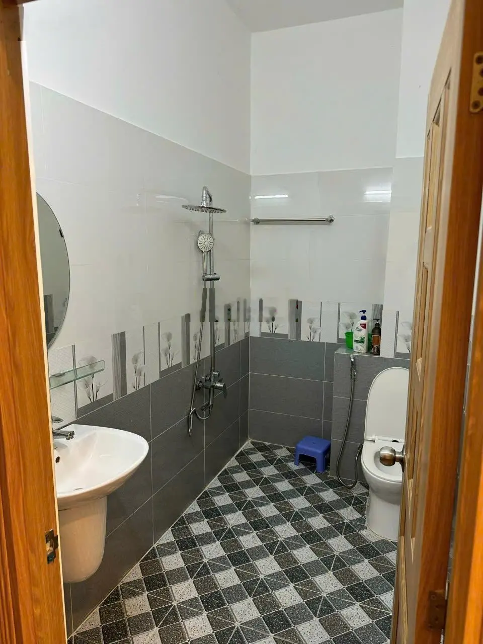 *bán nhà hẻm ô tô 95 lê văn lương, quận 7*