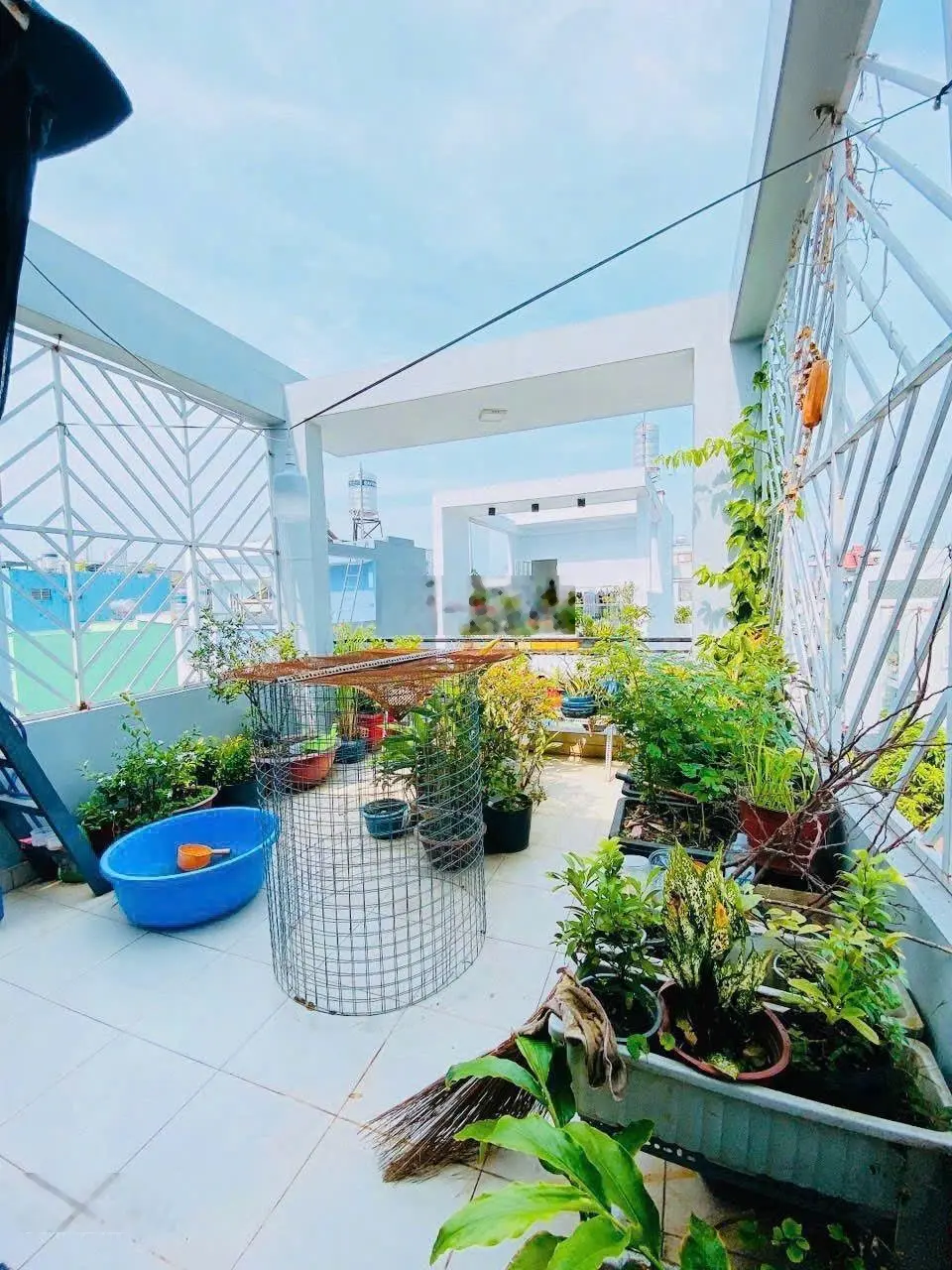 Bình Tân Hẻm 413 Lê Văn Quới nhà hẻm 2 mặt tiền trước sau 4 lầu xe hơi tới cửa giá 6,2 tỷ TL mạnh