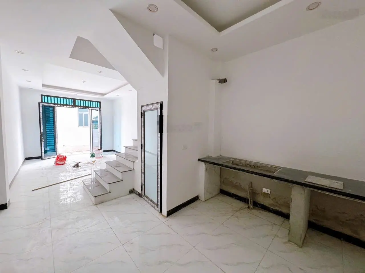 Chỉ tháng 11 giá đầu tư 3, x tỷ tại phường Biên Giang, Hà Đông, dt 35,9m2. 100m ra Quốc Lộ 6