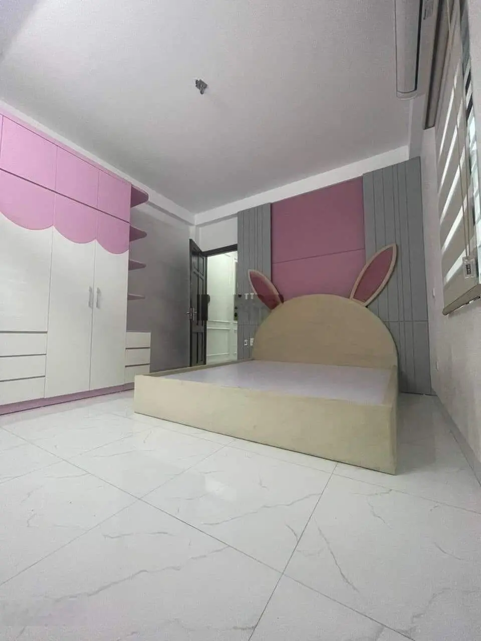 Nhà đẹp ngay khu đô thị Mỗ Lao tặng full nội thất cao cấp. Ngõ nông oto đỗ gần tiện ích bạt ngàn
