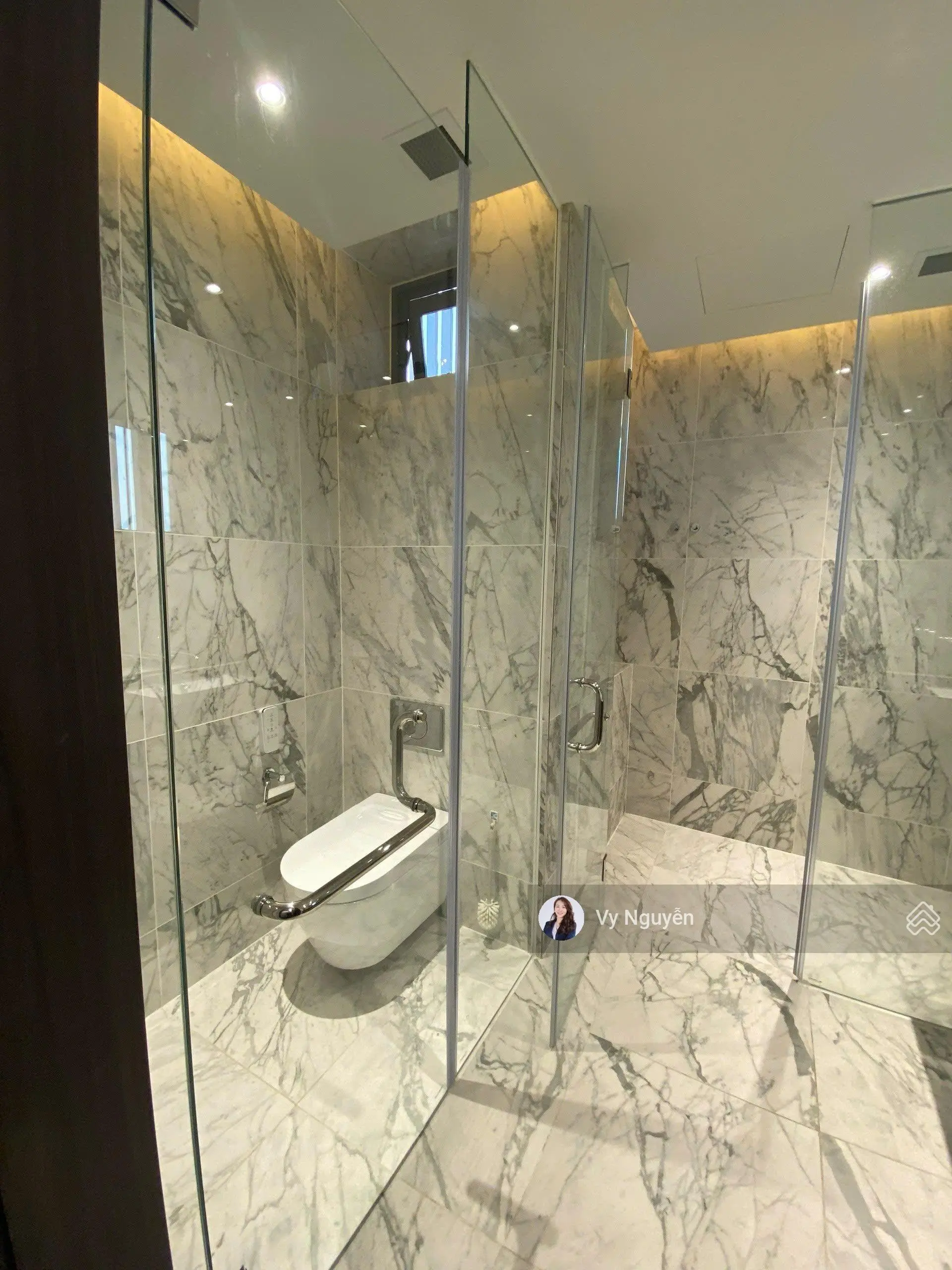 Bán căn hộ 2 phòng ngủ tại Cove Residences thuộc Empire City Thủ Thiêm full nội thất