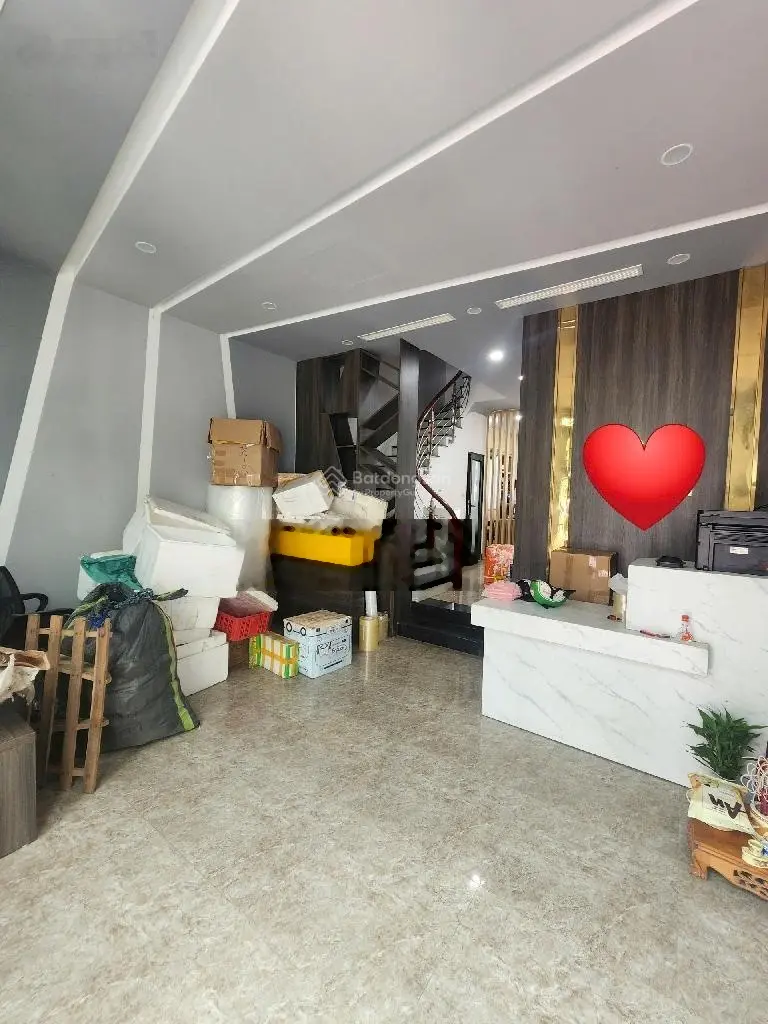 Bán biệt thự đường Nguyễn Xiển - view đẹp chính chủ - 80m2, 24 tỷ VND