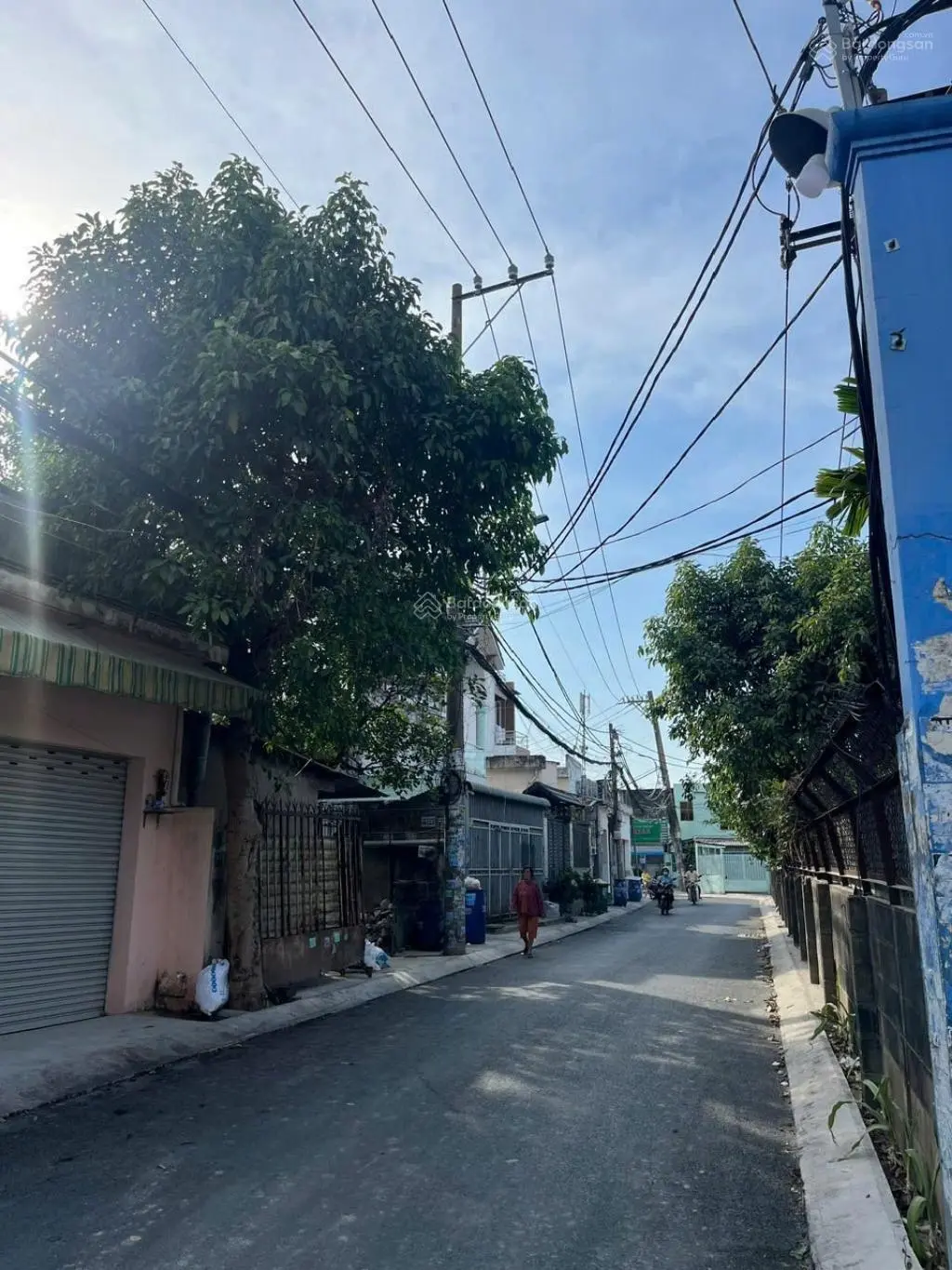 Bán nhanh nhà 2,5 tầng, DT 64m2, SHR Hoàn công, trung tâm P.linh xuân, giá nhỉnh 3 tỷ (TL)