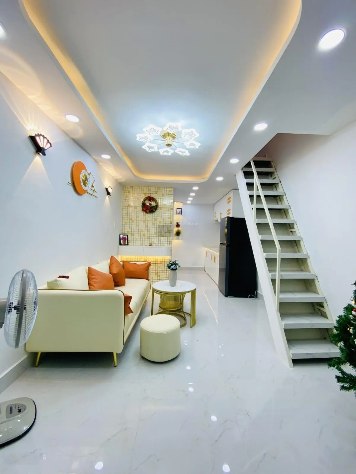 Bán nhà riêng 30m2, 1,999 tỷ ở Nguyễn Bình, Nhà Bè, HCM