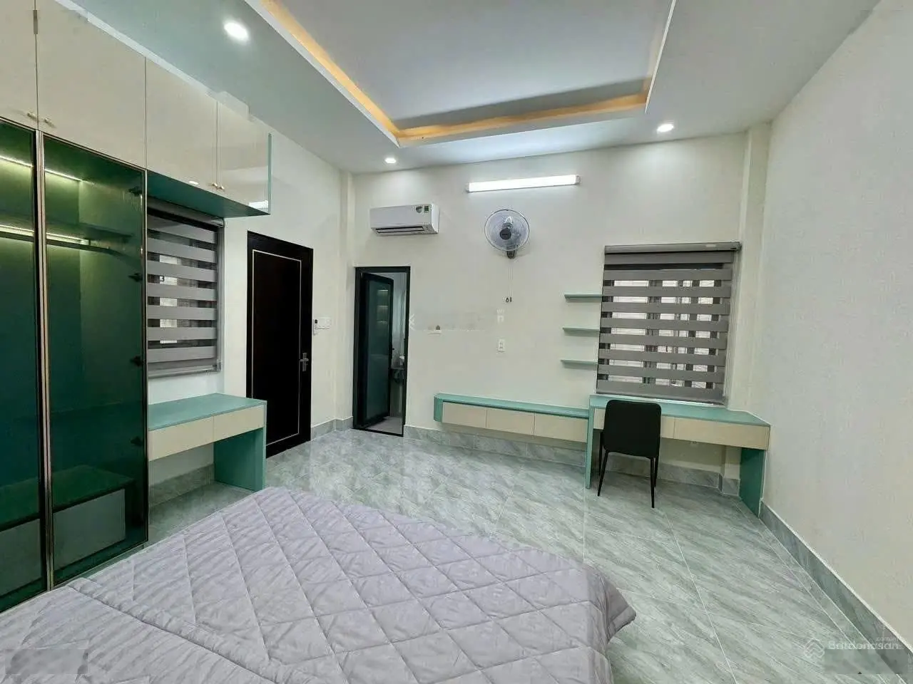 Bán gấp căn MTKD khu K300 phường 12 quận Tân Bình 8x20m, 3 lầu giá 25.5 tỷ thương lượng