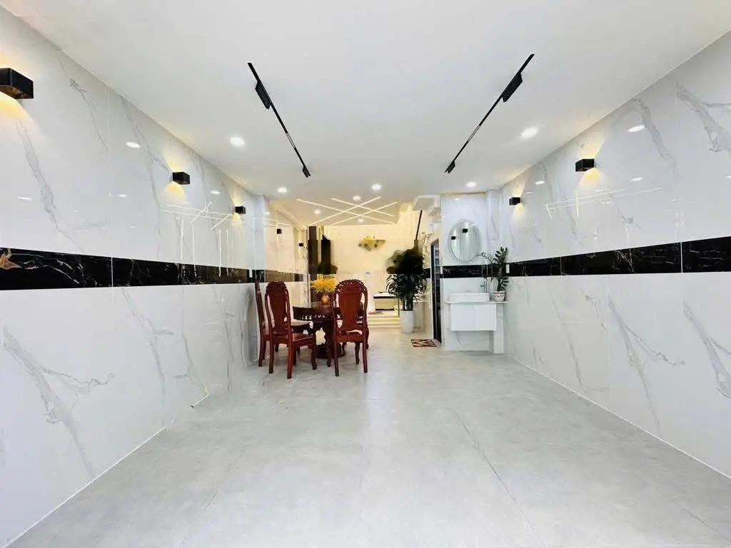 Chủ cần bán gấp,2tỷ3, Phổ Quang,P2,Tân bình,DT 75m2(5x15)m2,HĐ thuê 17tr/th, Sổ Hồng Riêng