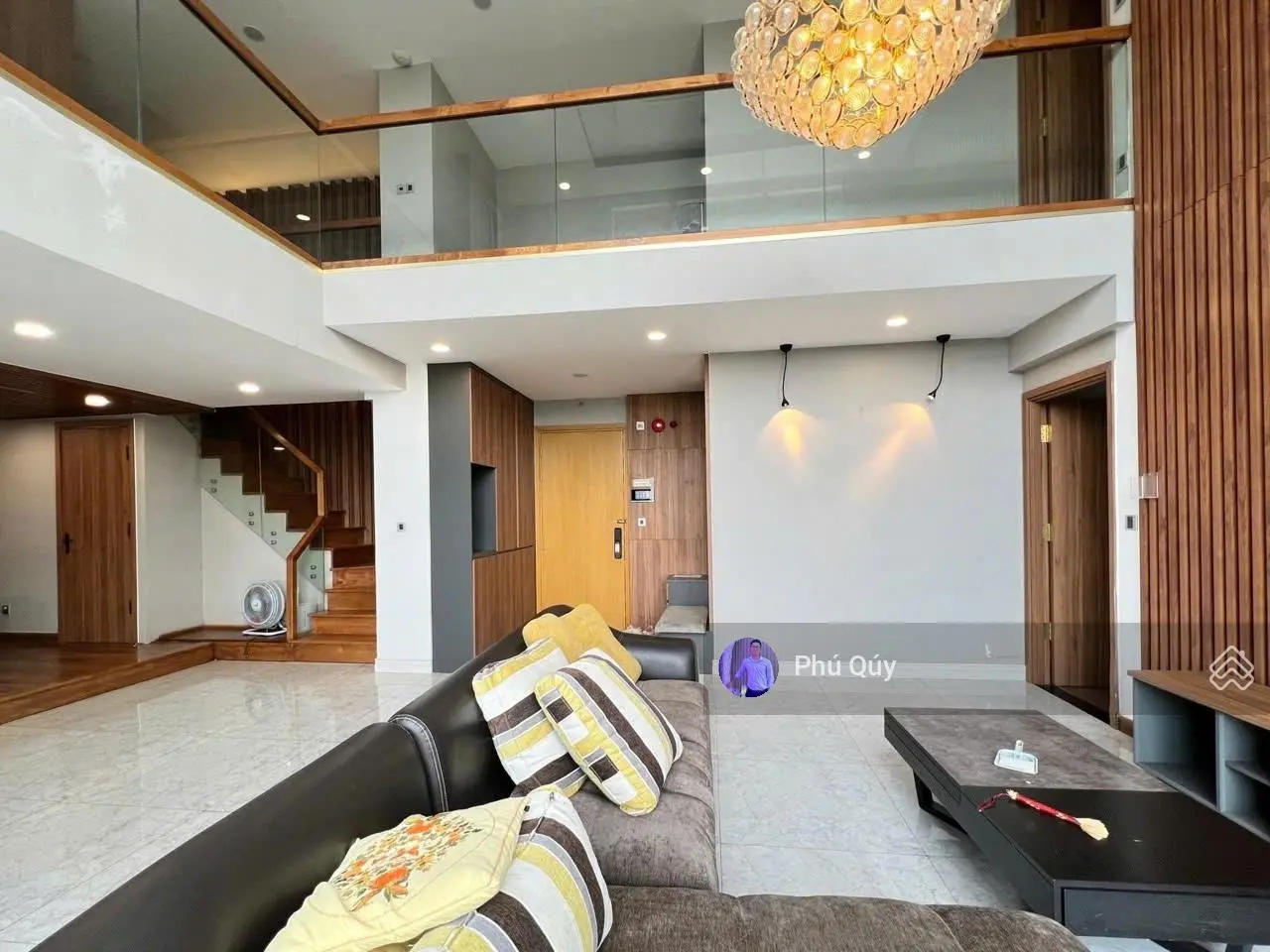 Vista Verde - Bán căn hộ Duplex 5 phòng ngủ full nội thất - View sông trực diện. LH: 0904 689 ***