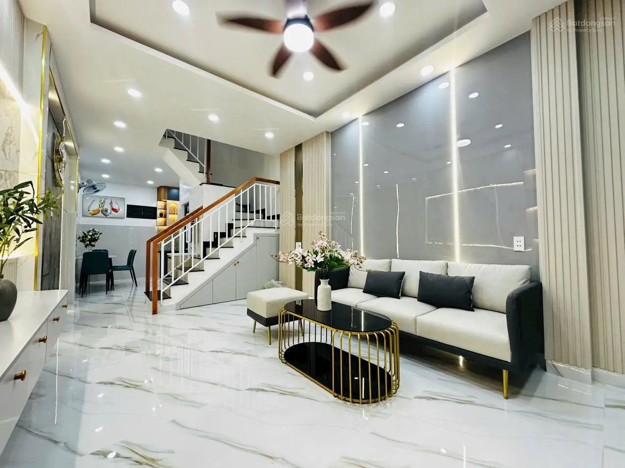 Chủ kí gửi nhà HXH Ngô Quyền Q10, gần chợ, SHR, LH: 0902958672