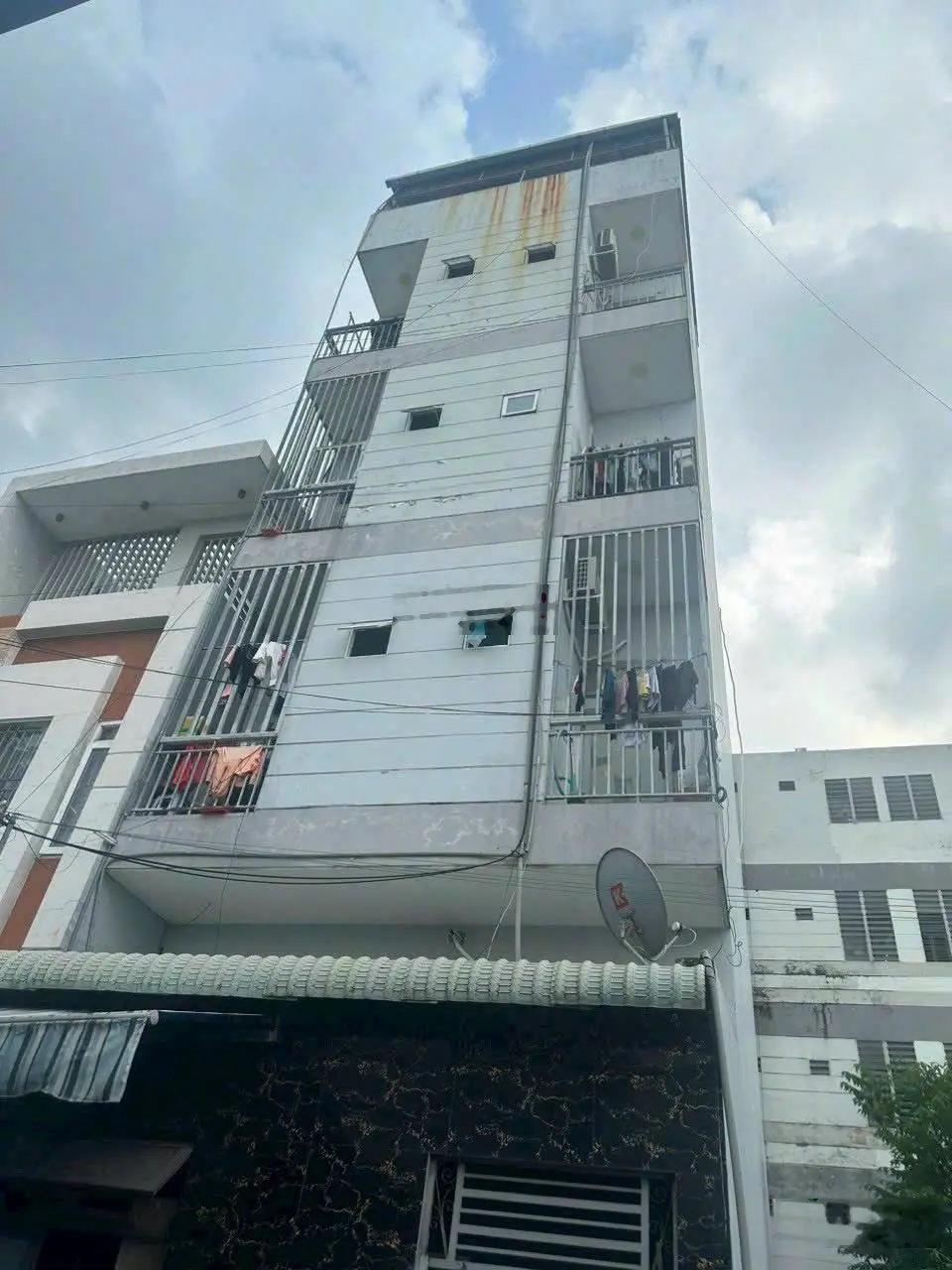 Bán rẻ CHDV mặt tiền 17 phòng - thu nhập 60tr/th - trung tâm Tp. Thủ Đức - chỉ 11.5 tỷ