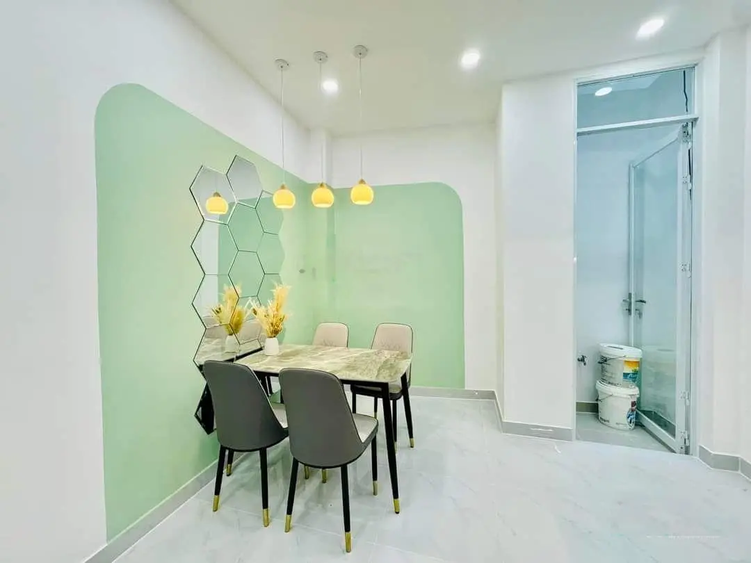 Nhà Đẹp Đường Âu Dương Lân,P3Q8,DT 3,5mx12,5m, 2 Lầu,Sân Thượng,5 PN,Giá 4,8 Tỷ (TL)