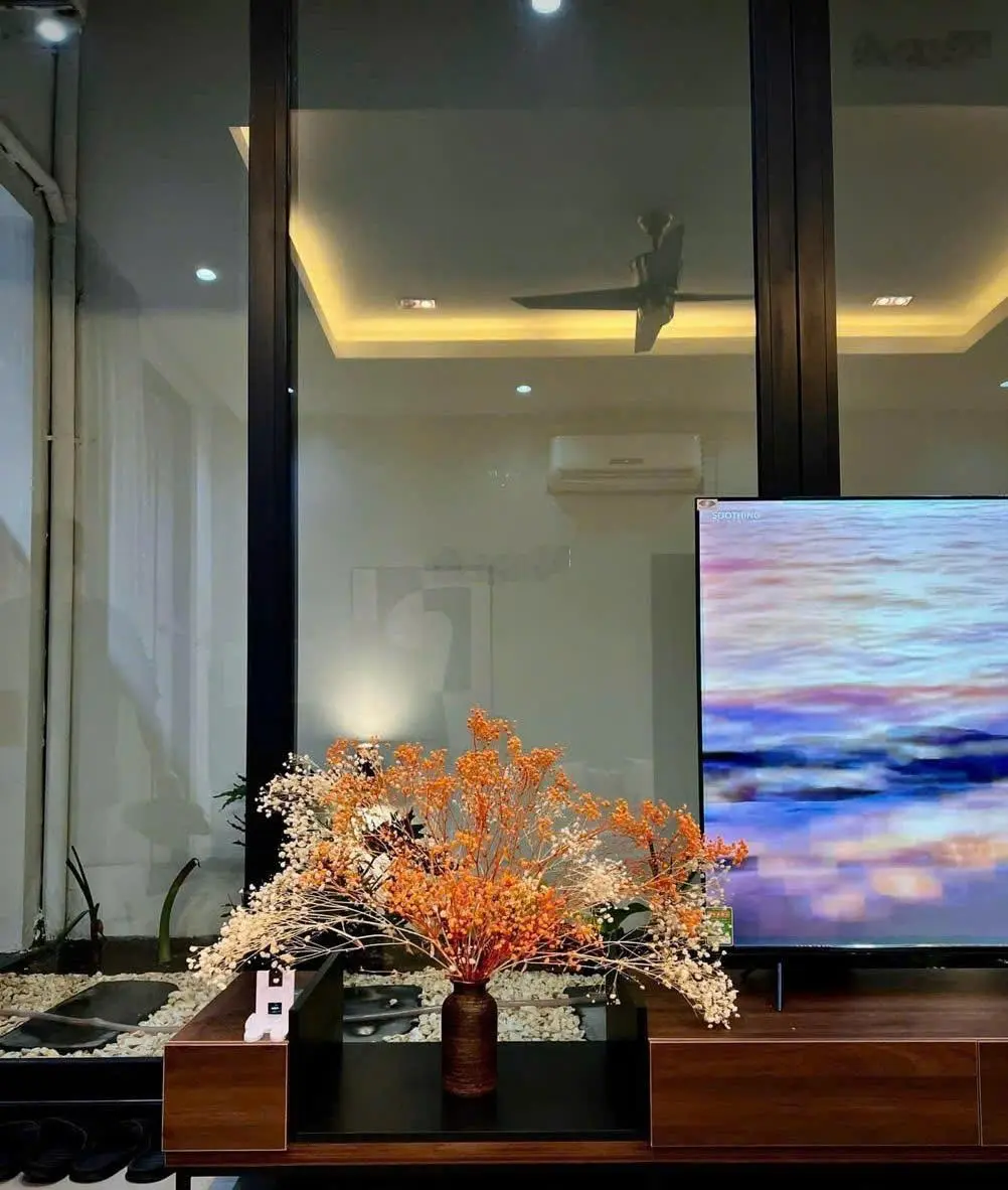BÁN VILLA 3 TẦNG BIỂN MỸ KHÊ- DT 200M2- DÒNG TIỀN 170-180TR/THÁNG