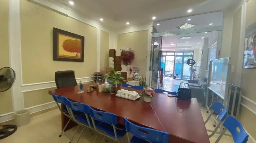 Nhà trung kính_65m.7 t thang máy oto vào nhà.kinh doanh.chào:25.5 tỷ