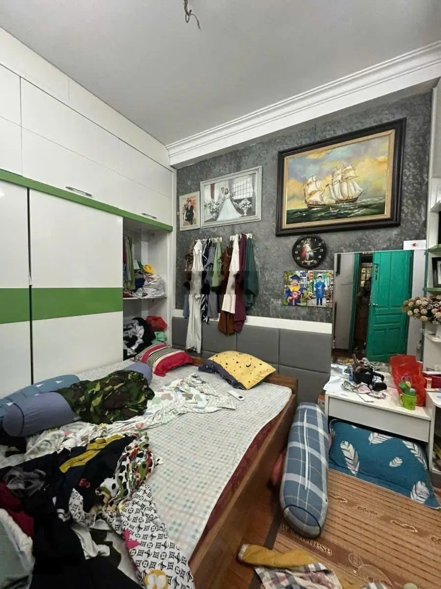 Bán nhà phố Nguyễn Trãi - ô tô tránh - lô góc- kinh doanh - 50m2 - 12,x tỷ