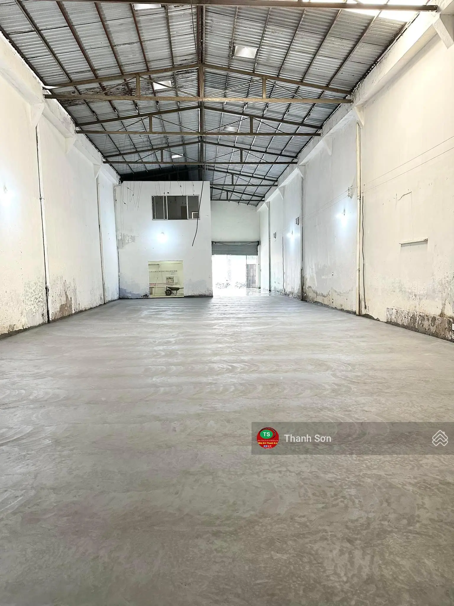 Bán Kho - xưởng DT 400m2, SHR đường XTT 27