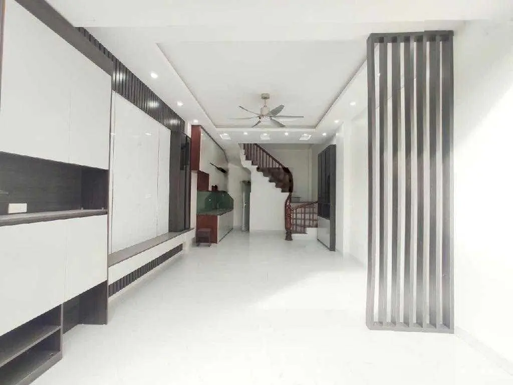 Bán nhà phố Vạn Phúc - Chợ đồ cổ, ô tô để sân riêng, 35m2, 5 tầng, mặt tiền 4m, giá 8.x tỷ