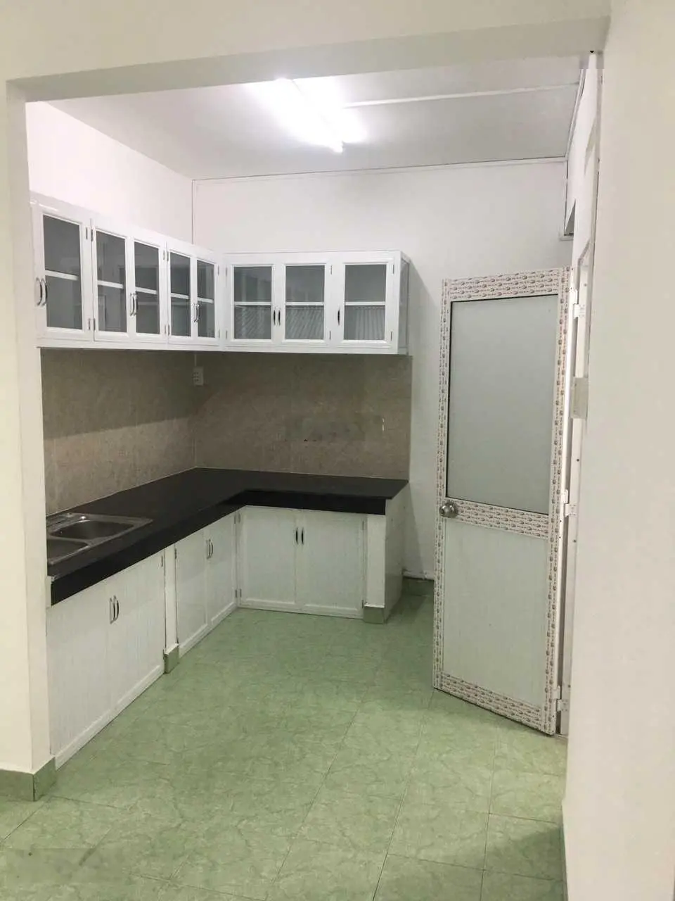 Cần bán chung cư Bàu Cát 2 quận Tân Bình, 2 phòng ngủ, thang bộ