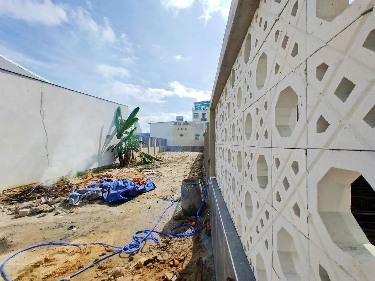 Bán đất biệt thự hẻm ô tô Nguyễn Khuyến, Vĩnh Hải gần chợ