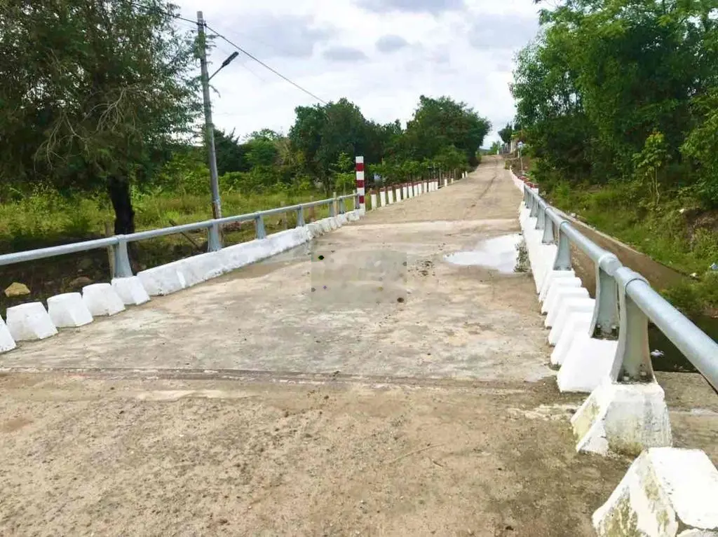 Bán đất 2 mặt tiền thổ cư Ninh Tân view suối chỉ 1,35tr/m2