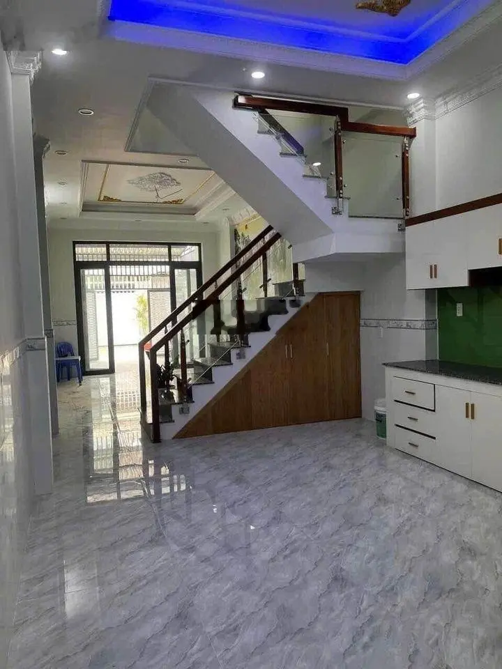 Nhà kinh doanh tốt 5x18=90m2 đường Quách Điêu gần chợ Vĩnh Lộc Bình Chánh, sổ sẵn