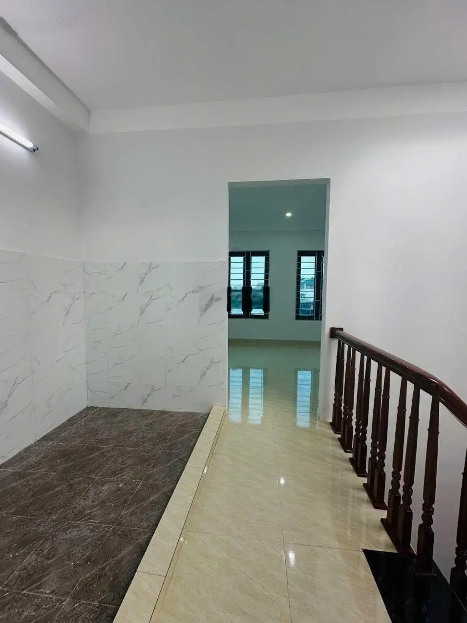 Bán nhà Quỳnh Đô, Vĩnh Quỳnh, Thanh Trì, vị trí trung tâm ngay chợ quỳnh đô, DT 40m, MT 4.8m 4 tầng