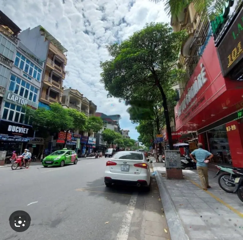Bán nhà phố Trần Đại Nghĩa, vị trí mặt phố chính giữa ngã 4 Trần Đại nghĩa- Lê thanh nghị, KD đỉnh