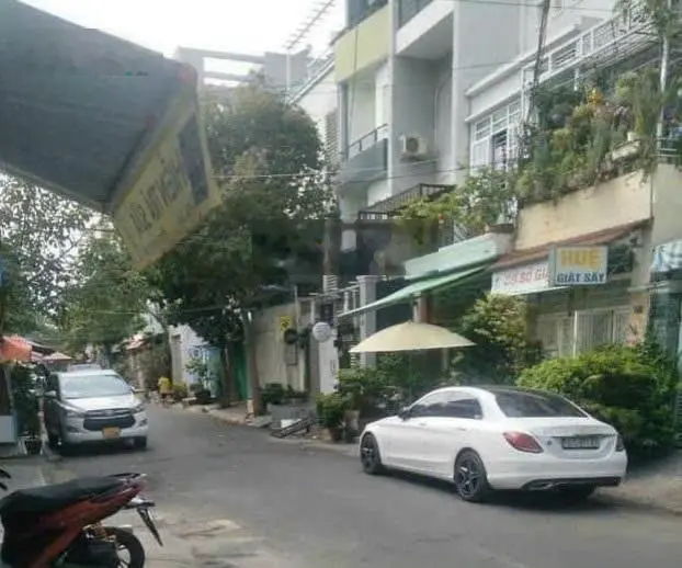 MT kinh doanh đường số Lâm Văn Bền, TT Quận 7
