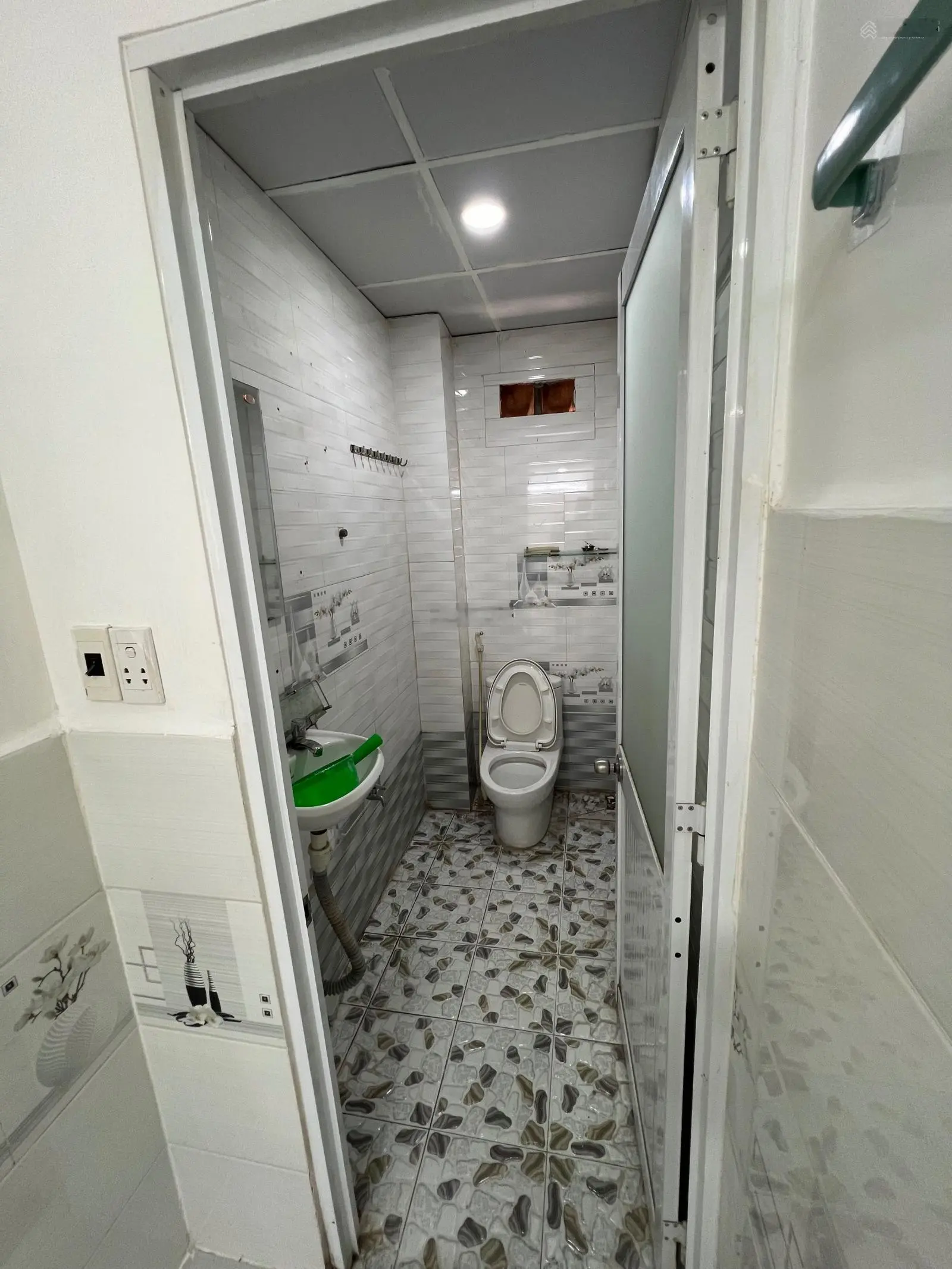 Bán nhà riêng 33m2 hẻm C2 đường Phạm Hùng, X. Bình Hưng, H. Bình Chánh