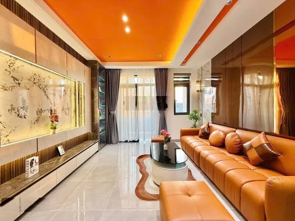 Cô 8! Cần Tiền Bán Gấp Nhà Đường Lý Chính Thắng,P.Võ Thị Sáu,Quận 3,Giá:4,57Tỷ/75,5m2/3 Lầu Sổ Sẵn