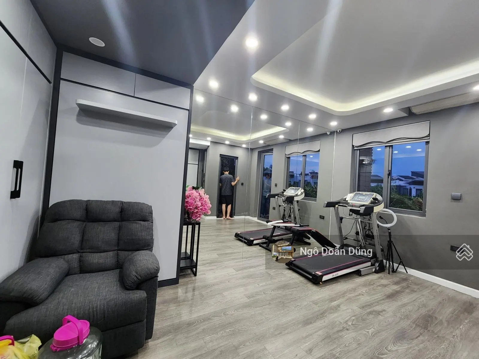 Bán liền kề 117m2 Gamuda 3 tầng MT 5.5m nội thất cao cấp sang trọng, đối diện vườn hoa 0904 744 ***