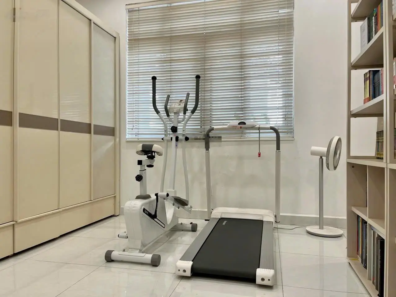 05m2 Nhà ngang 7m Compoud Liên Phường, 7x15 4PN4WC Hồ Bơi, 13Ty750 An Ninh, Cây Xanh, Gần Sông Mát