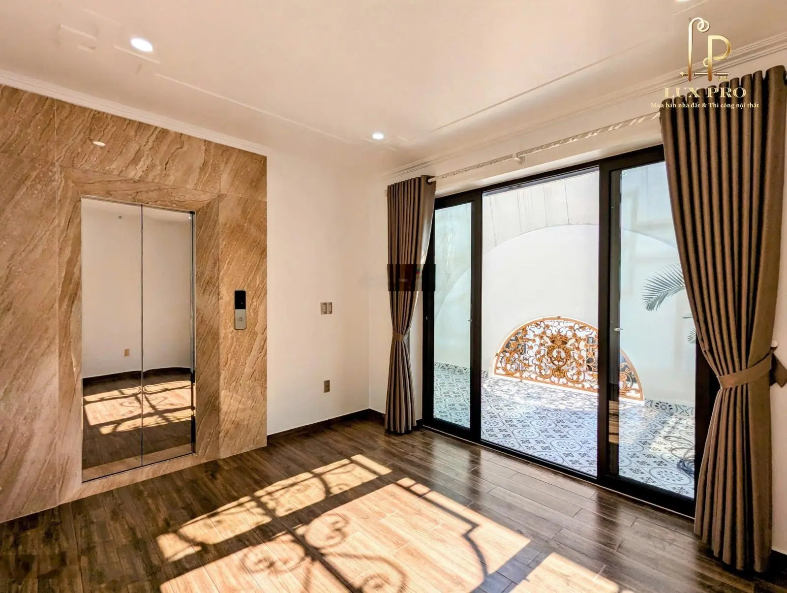 Bán nhà mặt tiền 6m khu phân lô Lê Hồng Phong