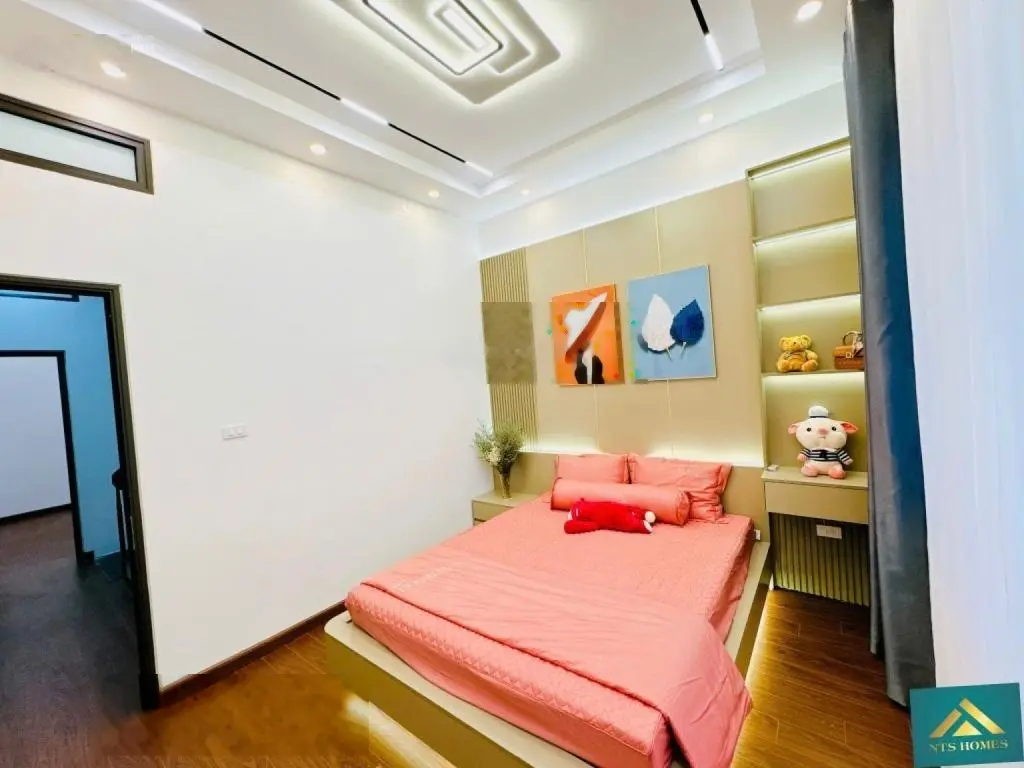 Bán nhà Kim Ngưu, 40m2 x 6,25 tỷ, trung tâm quận HBT, đầy đủ nội thất xịn chỉ việc xách valy về ở