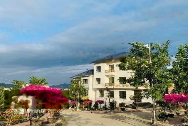 Chính chủ cần bán đất nền view Vịnh Hạ Long siêu đẹp giá chỉ 18tr/m2 đã có sổ