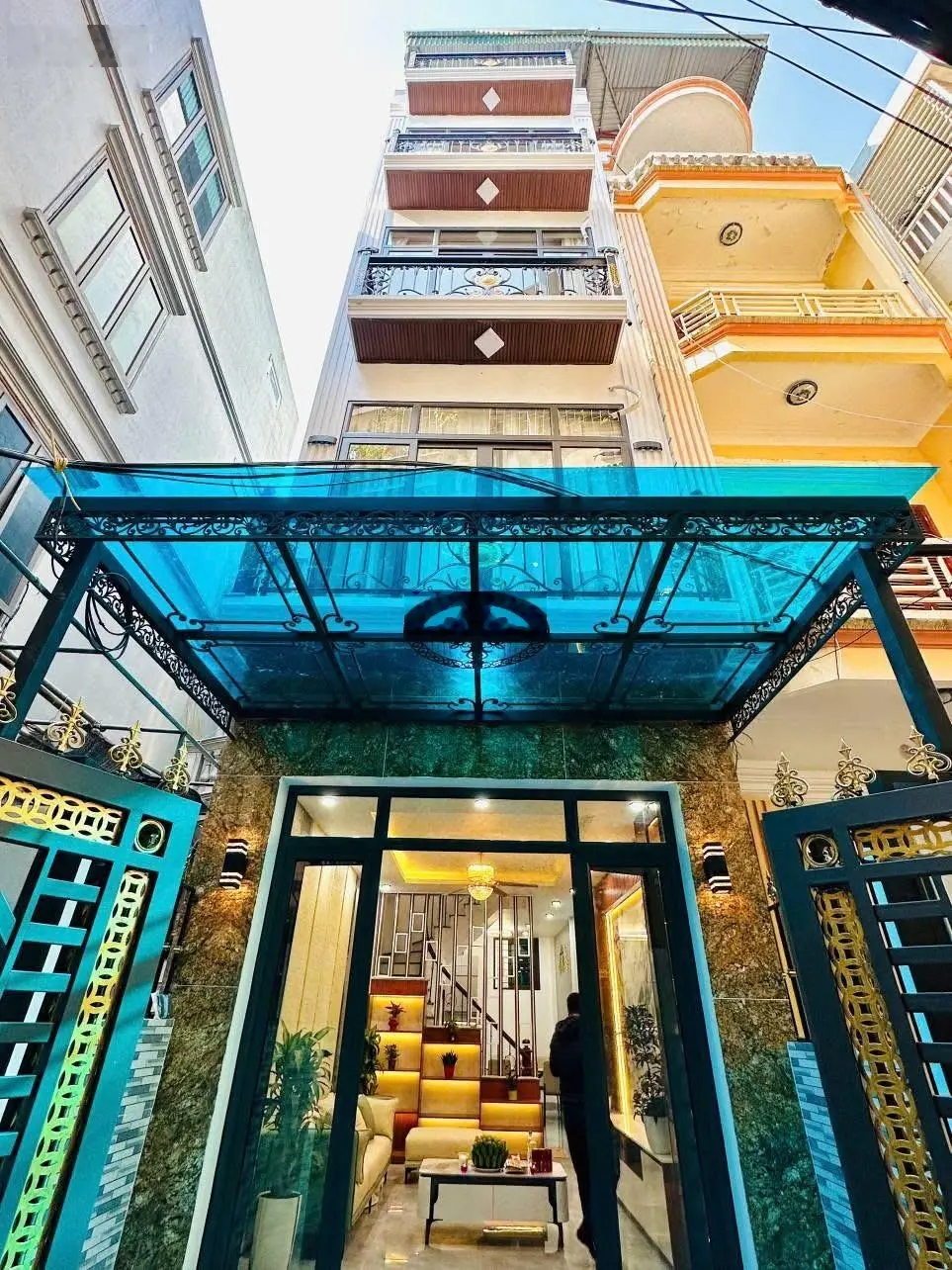 Siêu Phẩm Nhà Đẹp Thái Thịnh Đống Đa , Ngõ Rộng 3m , Cực Kỳ Thoáng Nhà Mới 50M , 5 Tầng , 6 Ngủ