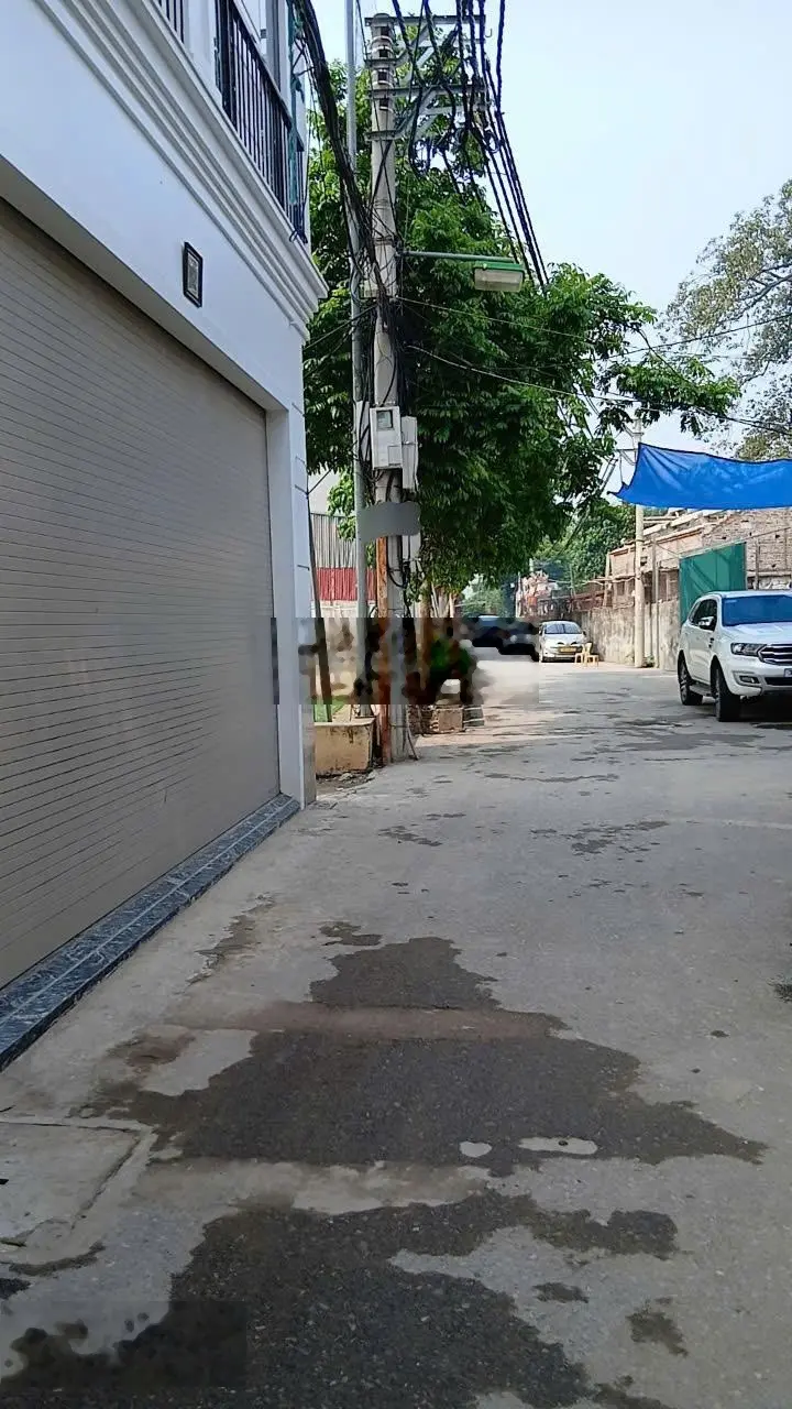 Bán nhà Tây Mỗ, 50m2 x 4T, Nhà đẹp ở ngay, DT rộng, Sân để xe riêng, Gần ô tô tránh, Giá 5.75 tỷ