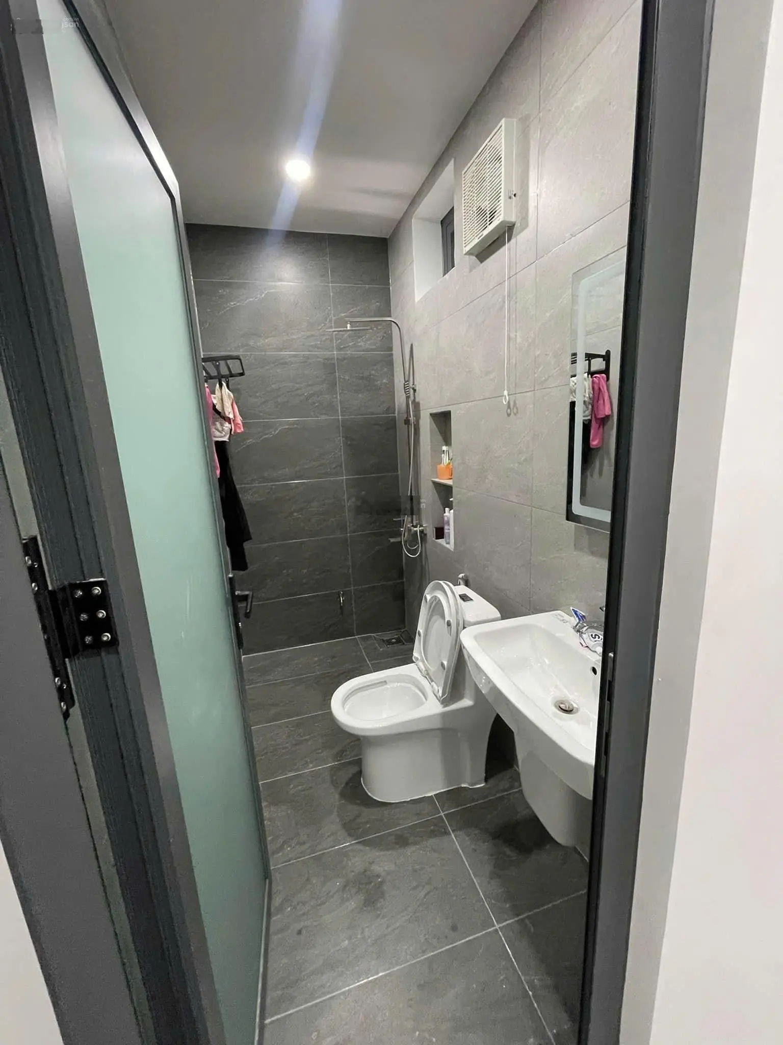 Nhà gác lửng gần trung tâm biên hòa với 550 triệu