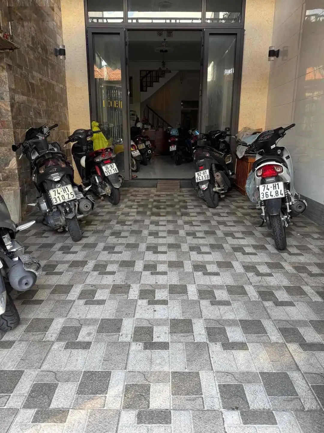 Tòa căn hộ biển mặt tiền sát Nguyễn Văn Thoại - cách biển Mỹ Khê 200m - DT 120m2 nở hậu chỉ 9,9 tỷ