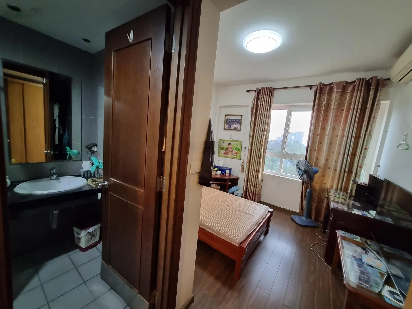HẠ GIÁ BÁN NHANH92m chung cư Rừng Cọ Ecopark cần bán căn 3 ngủ để chuyển sang nơi khác