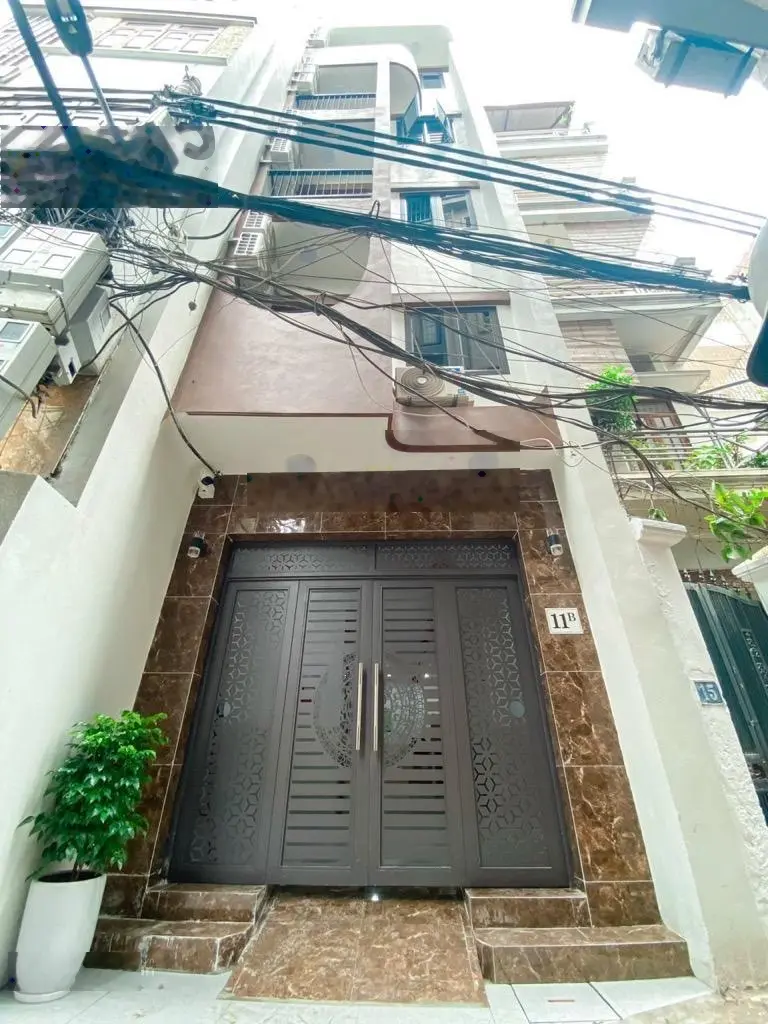 Cần tiền bán nhanh toà CHDV hồ Hạ Đình, 13phòng dòng tiền 75tr/tháng PCCC đạt chuẩn, thang máy nhập