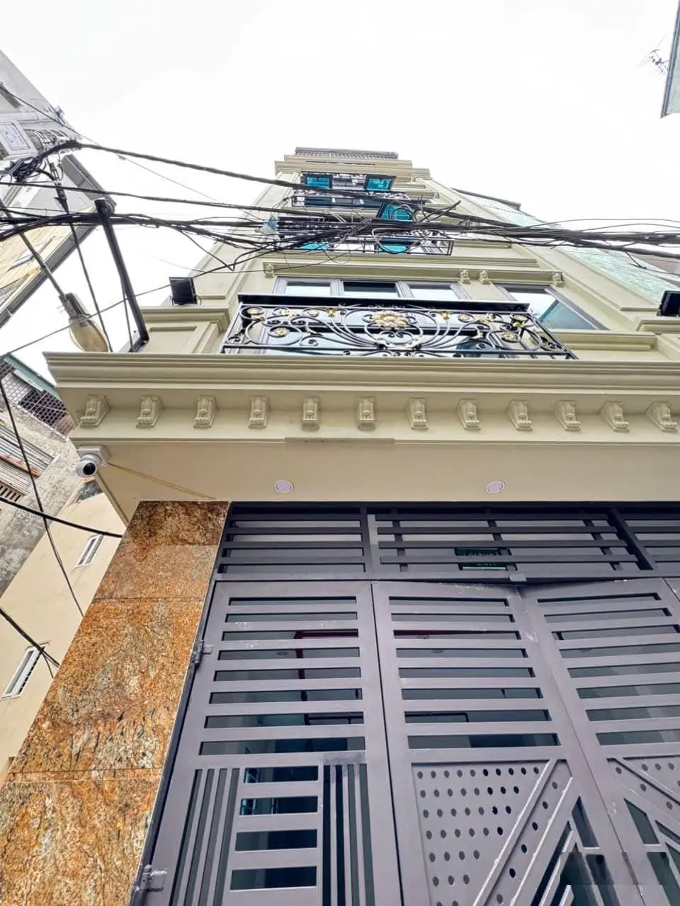 Bán nhà tây mỗ - 30m2- 5 tầng- lô góc - thông sàn- nhà mới- ngõ ô tô-dân tri thức--tiện ích vinhome
